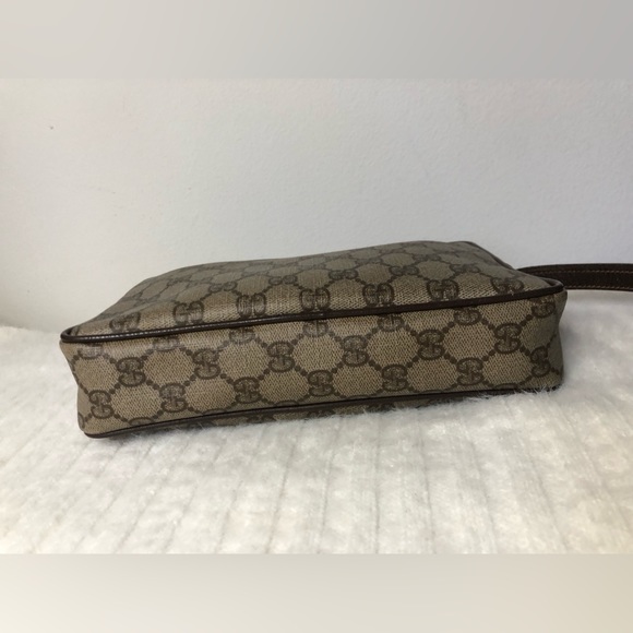 Gucci Vintage Interlocking GG Monogram Zipper Wristlet Cosmetic Pouch Clutch - Picture 8 of 15